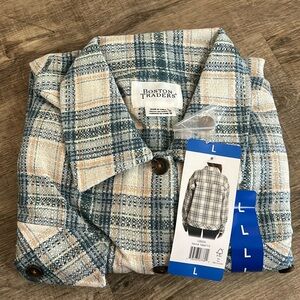 NWT Boston Traders Women’s blue plaid shacket button up long sleeve